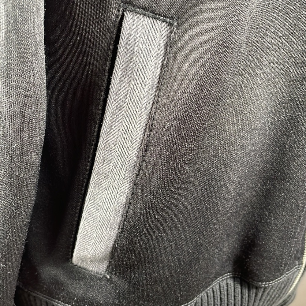 Puma Sports Jacket. - Picture 4 of 6